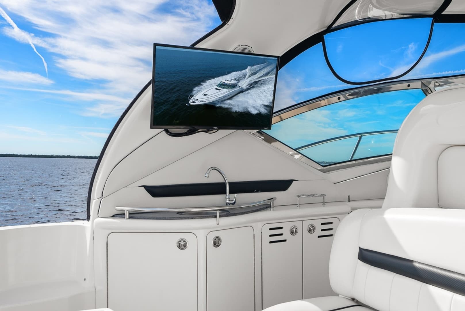 2005 Sea Ray 420 Sundancer