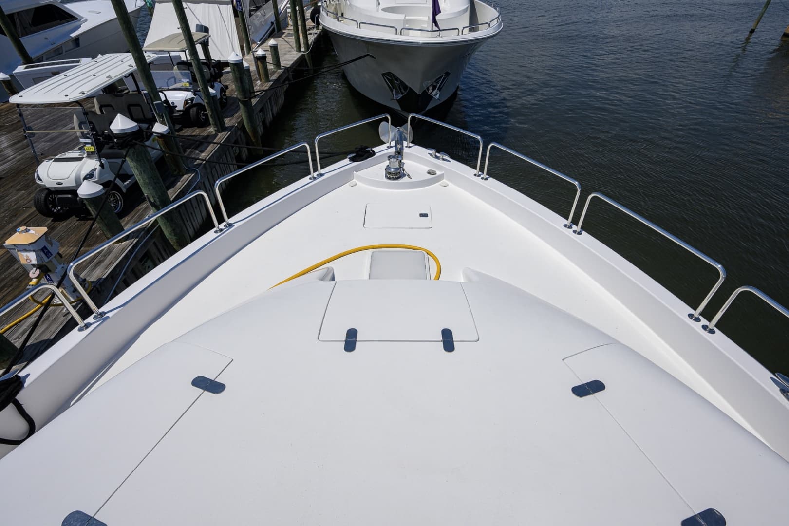 2013 Hatteras 80 Motor Yacht