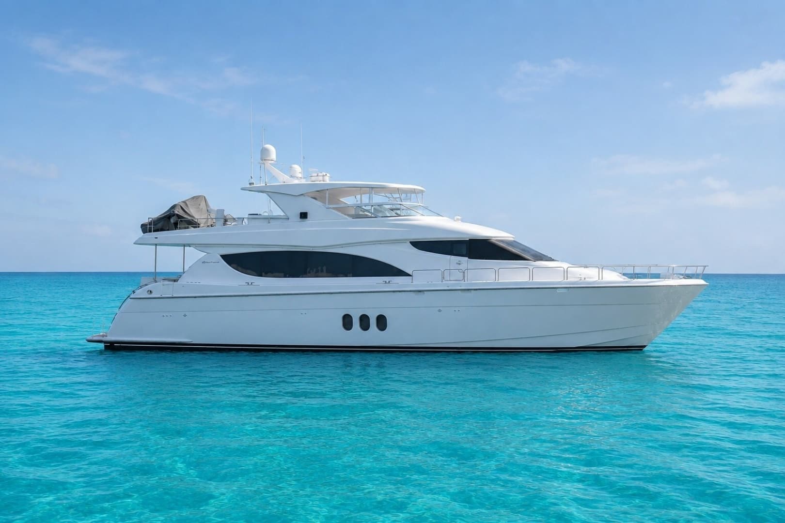 2013 Hatteras 80 Motor Yacht