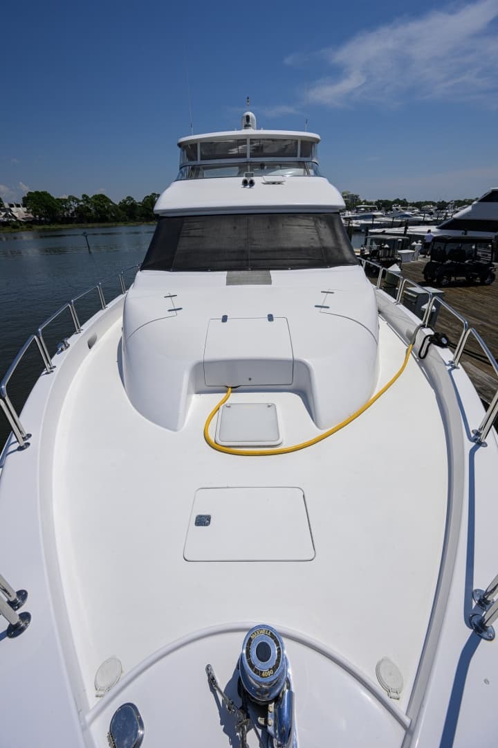 2013 Hatteras 80 Motor Yacht