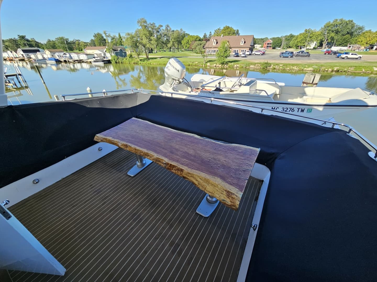 1991 Hatteras 70 Cockpit Motor Yacht
