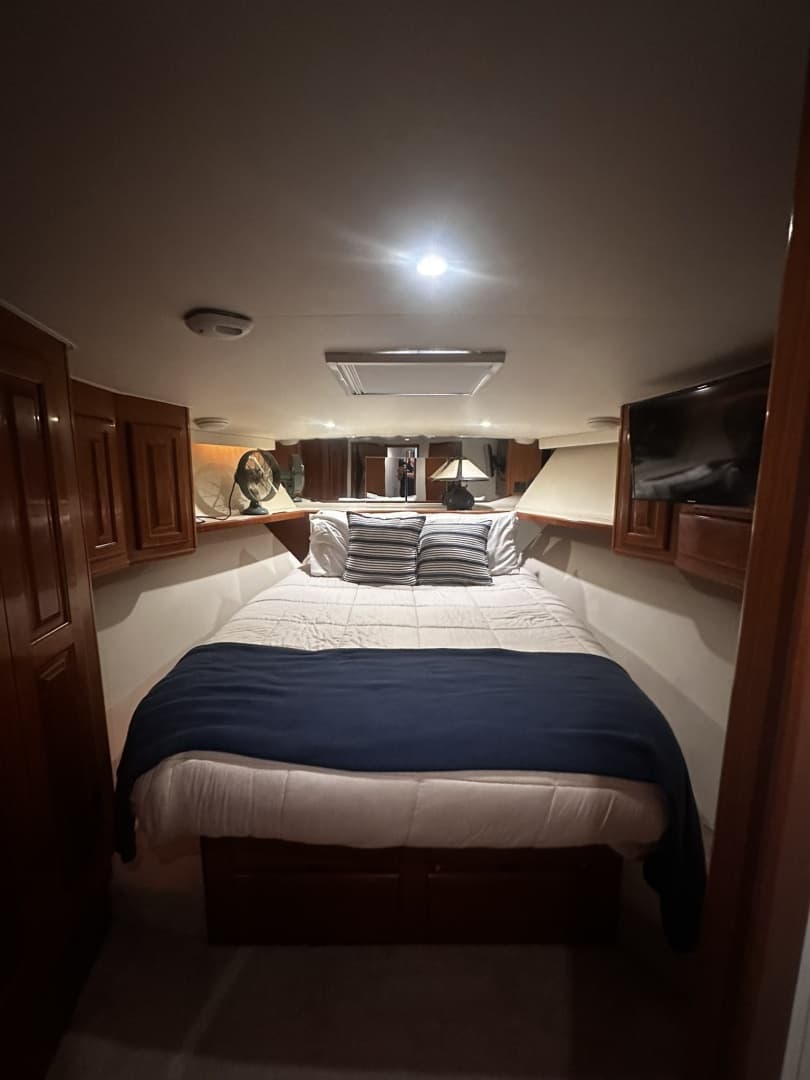 1997 Viking 58 Convertible