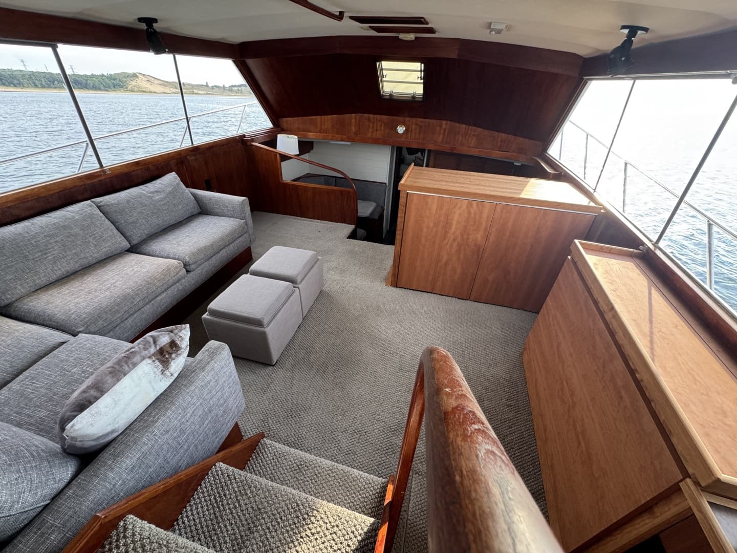 1985 Ocean Yachts 46 Sunliner