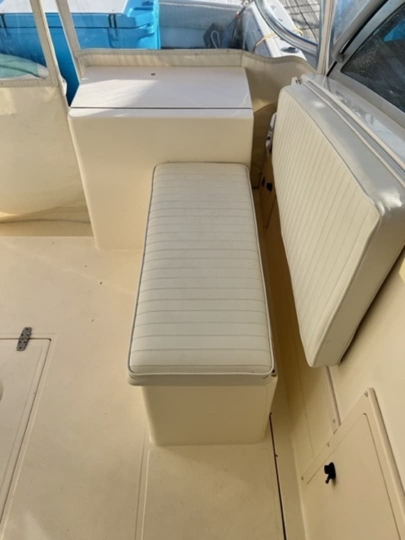 Portside Helm Bench Seat