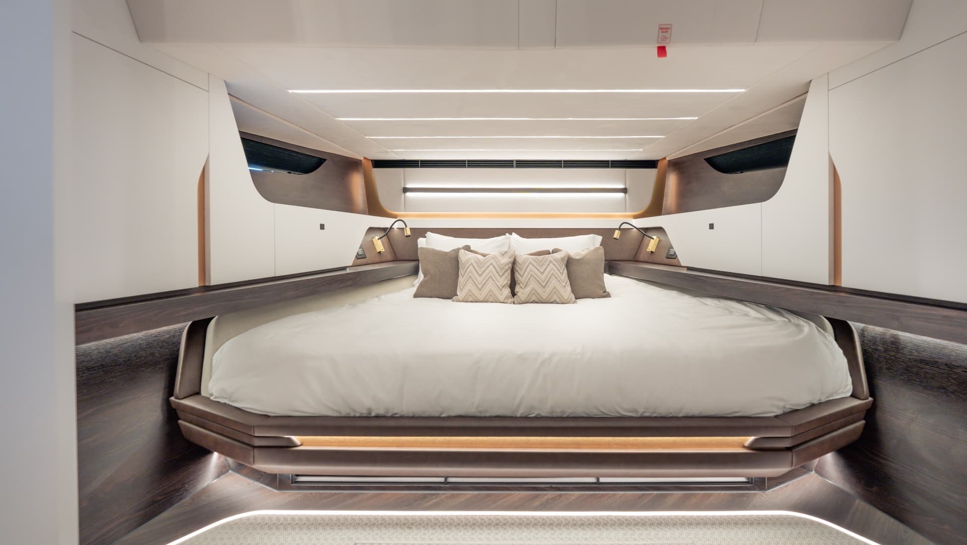 2026 Vanquish Yachts VQ70