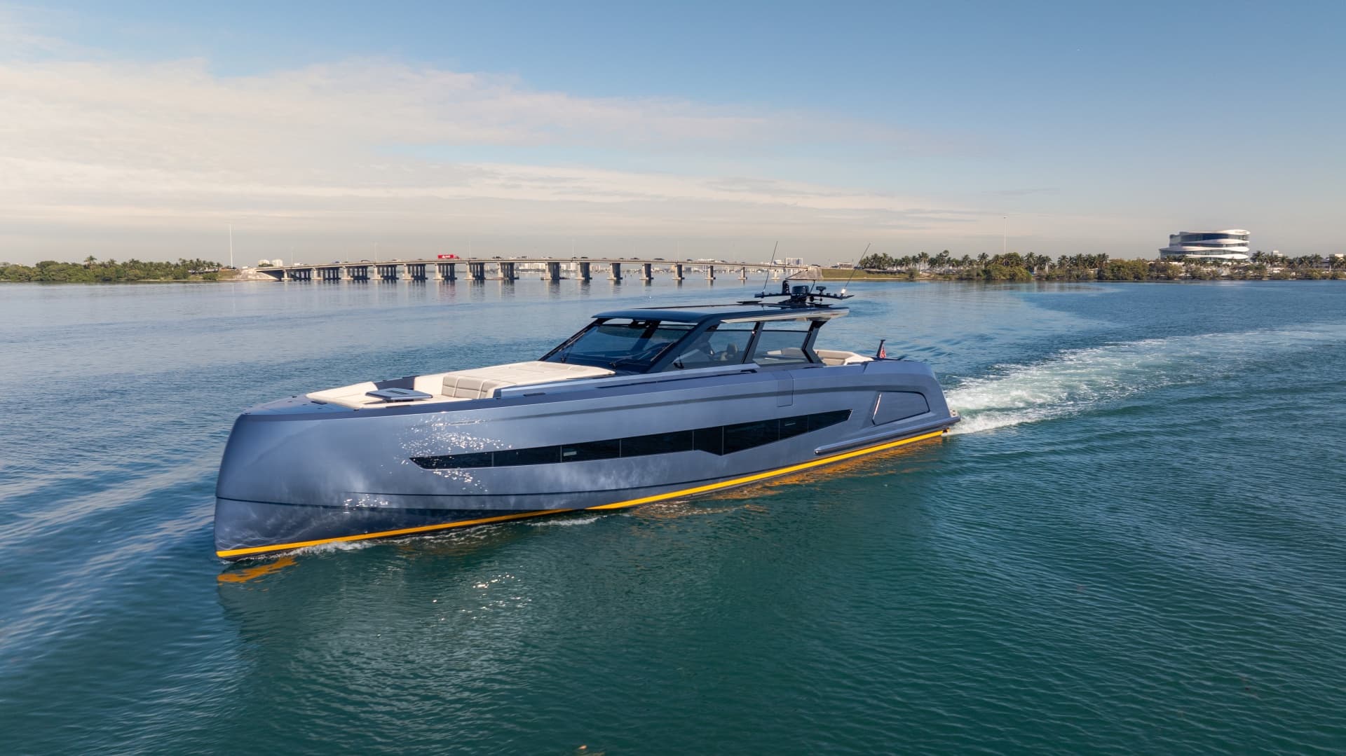 2026 Vanquish Yachts VQ70