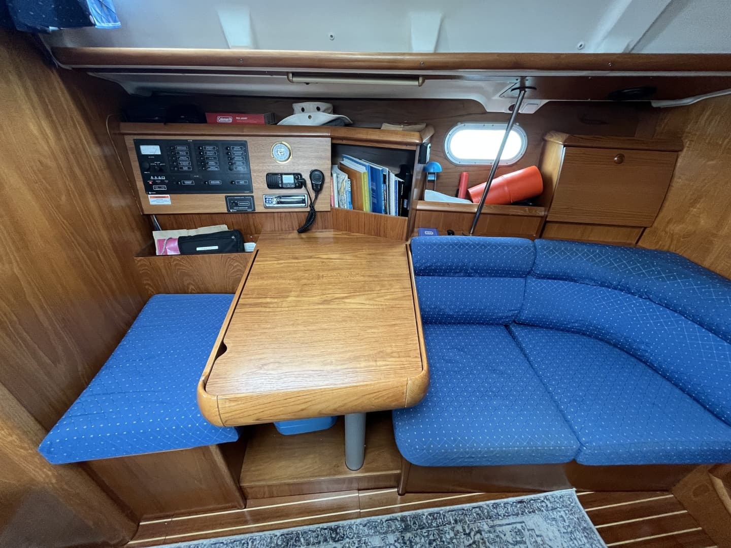 2002 Jeanneau Sun Odyssey 40