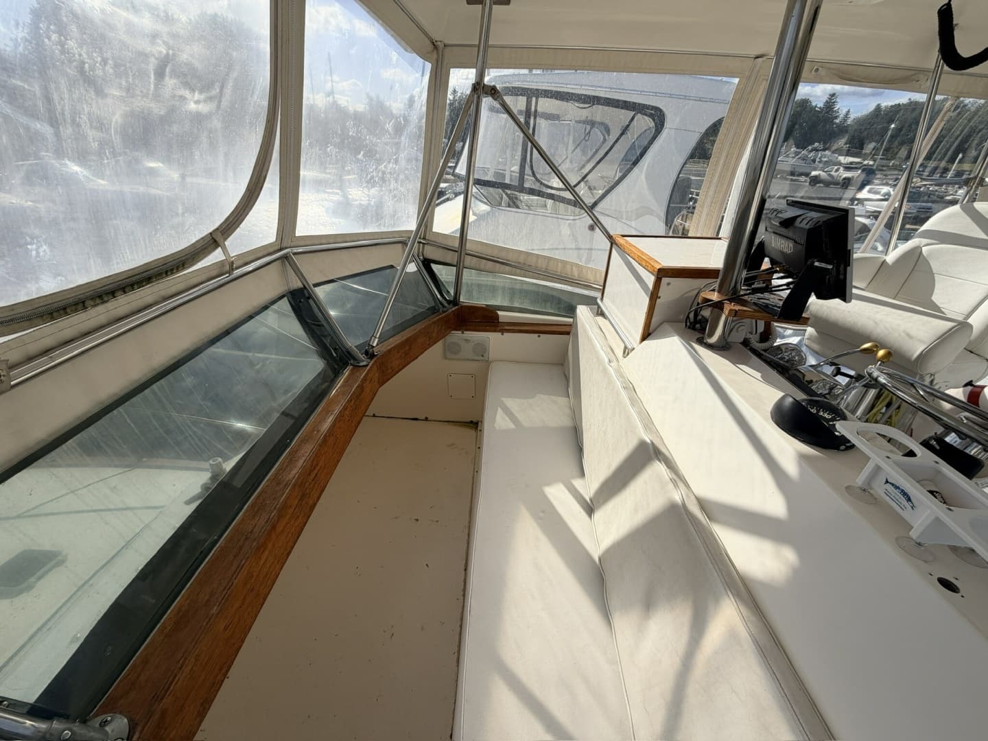 1984 Egg Harbor Sedan