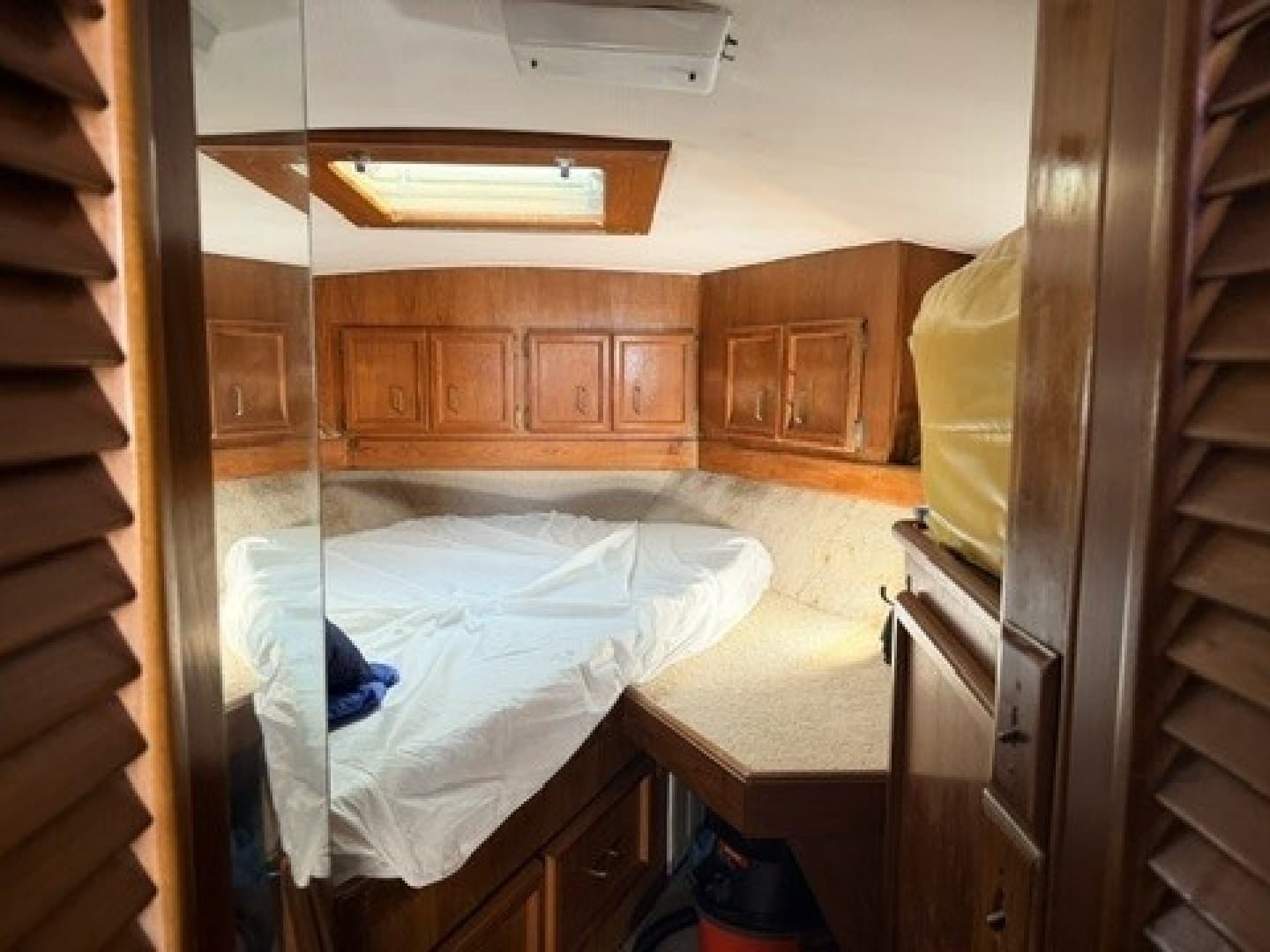 1984 Egg Harbor Sedan