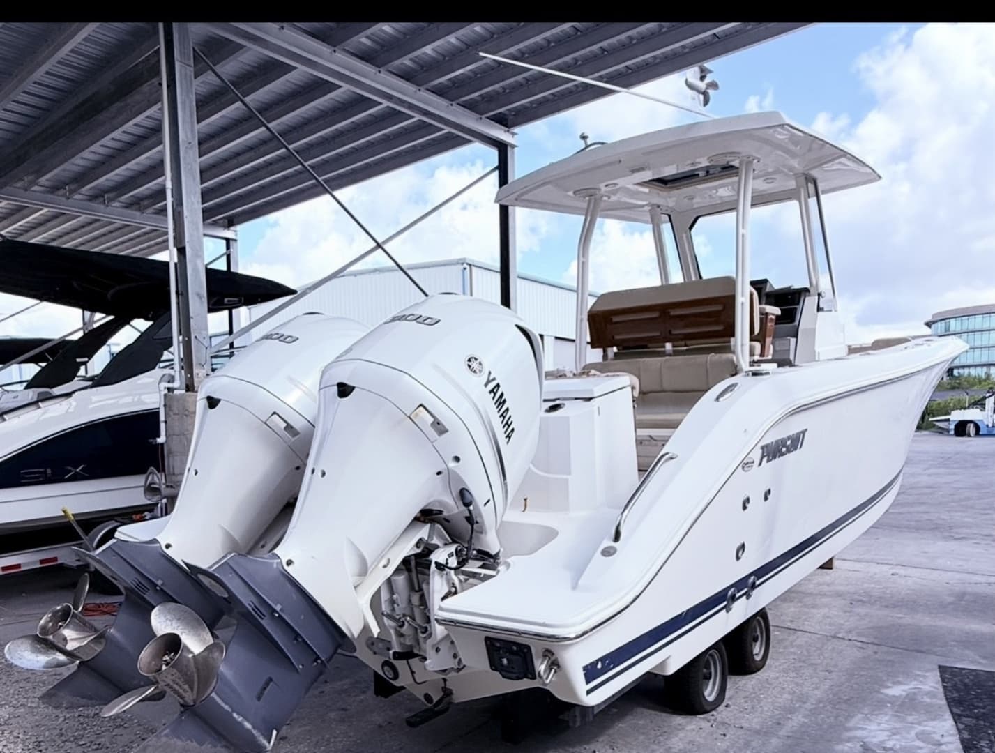 2019 Pursuit S 288 Sport