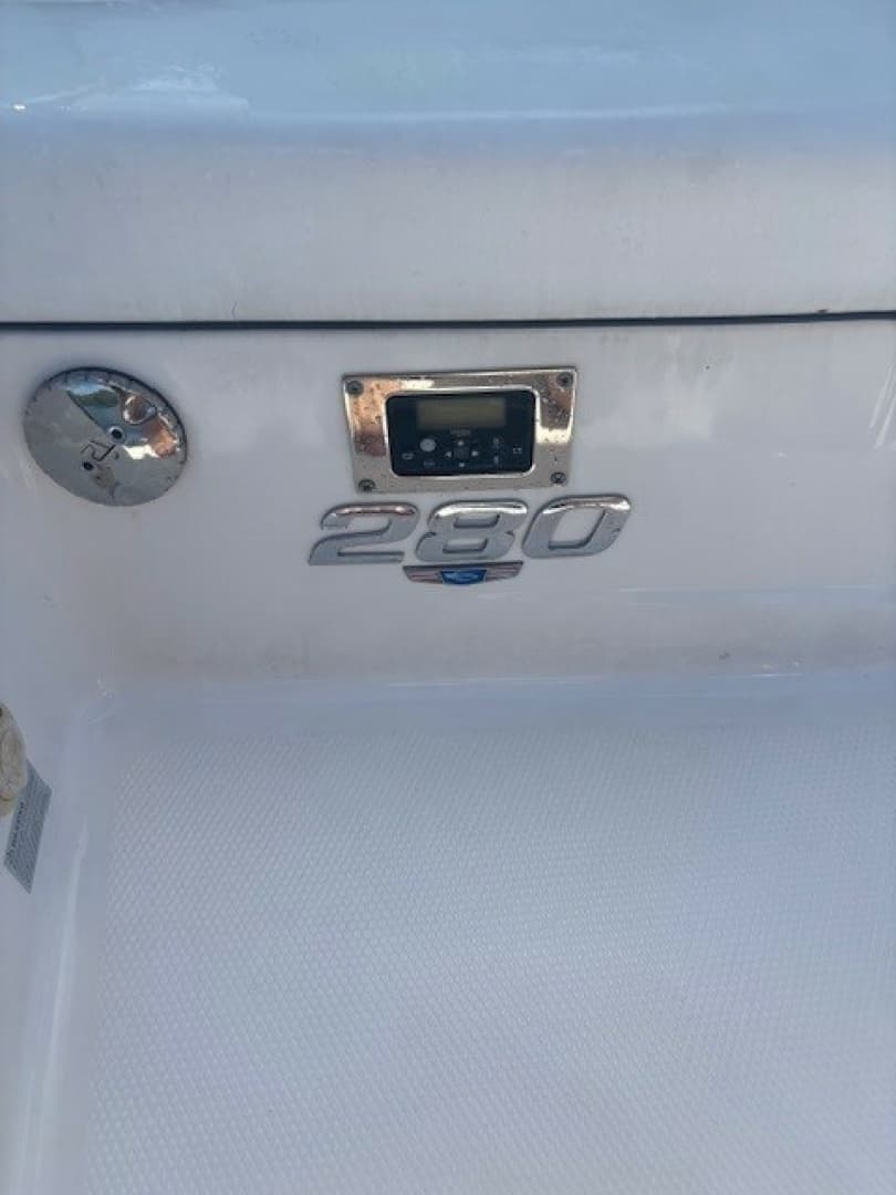 2021 Chaparral 28 OSX
