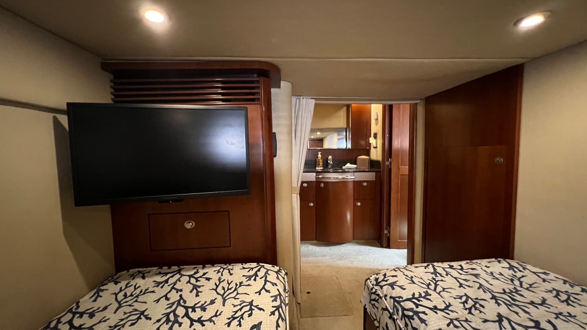 2006 Sea Ray 48 Sundancer