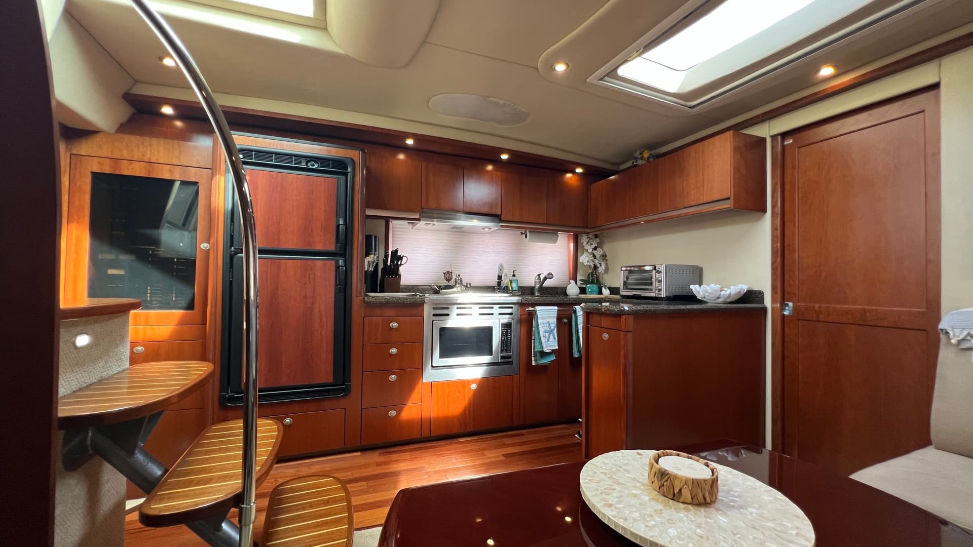 2006 Sea Ray 48 Sundancer
