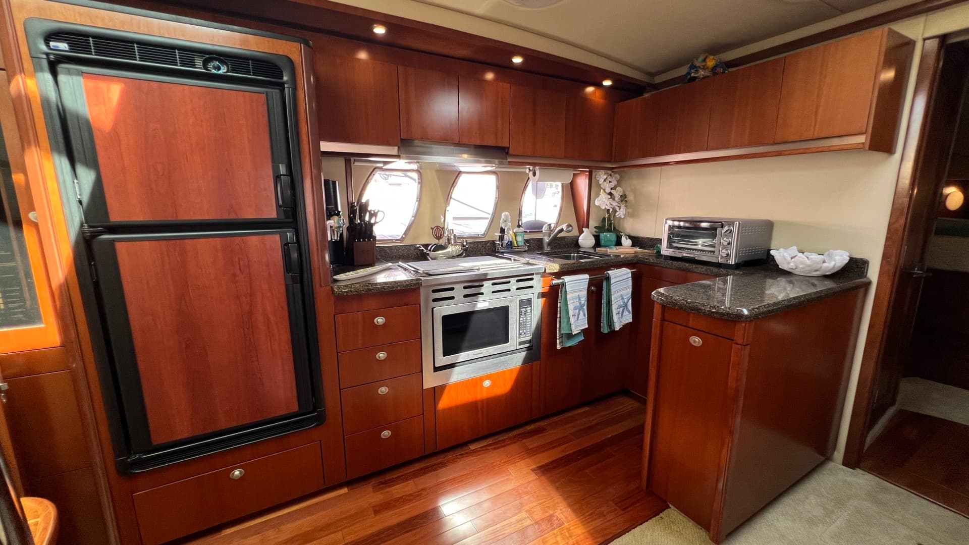 2006 Sea Ray 48 Sundancer