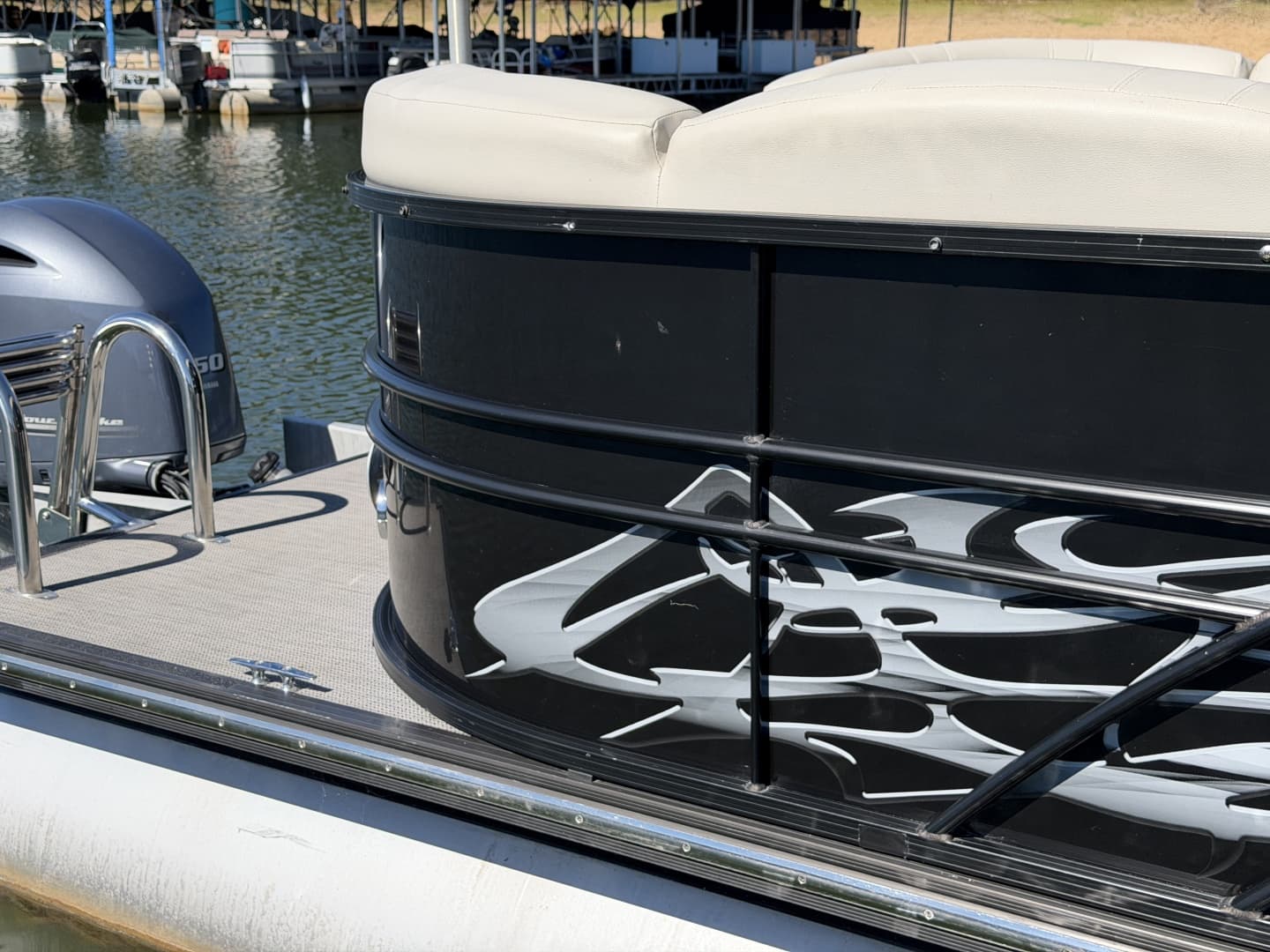 2018 Starcraft SLS 3 Tritoon