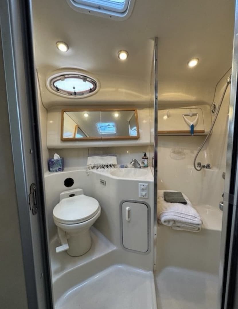 1995 Sea Ray 370 Sundancer