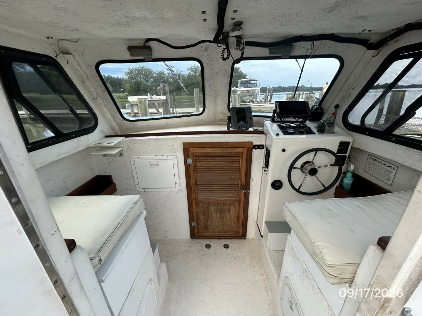 31' Markley/Big Jack pilothouse forward