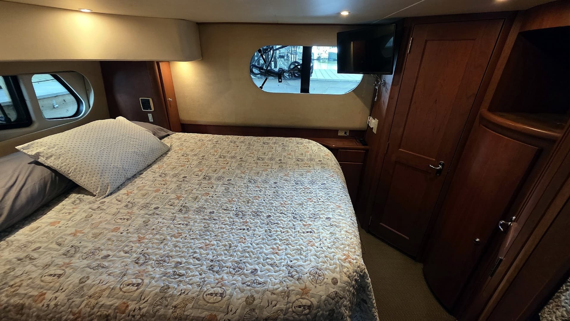 Owners Stateroom Aft