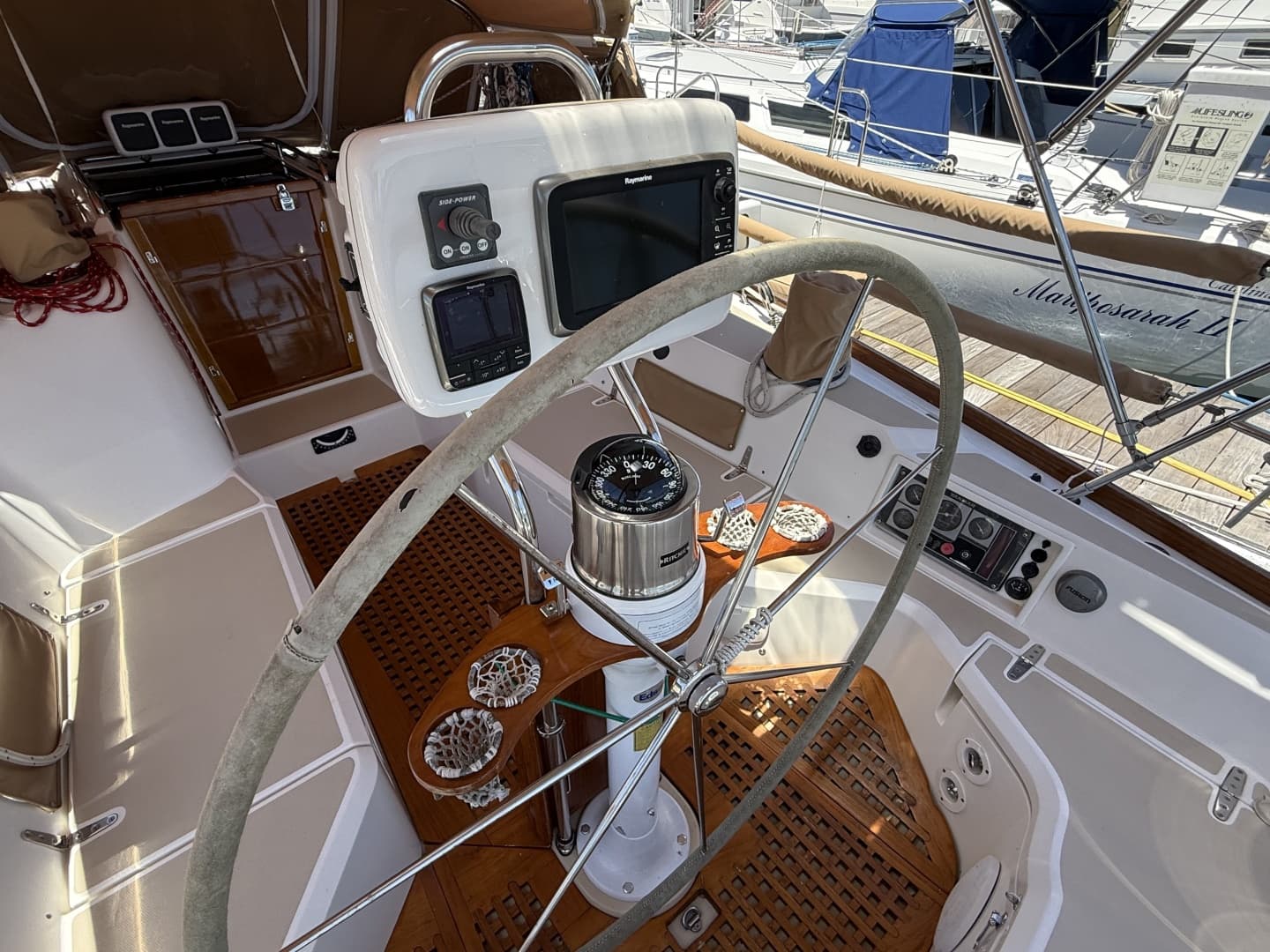 2004 Sabre 426