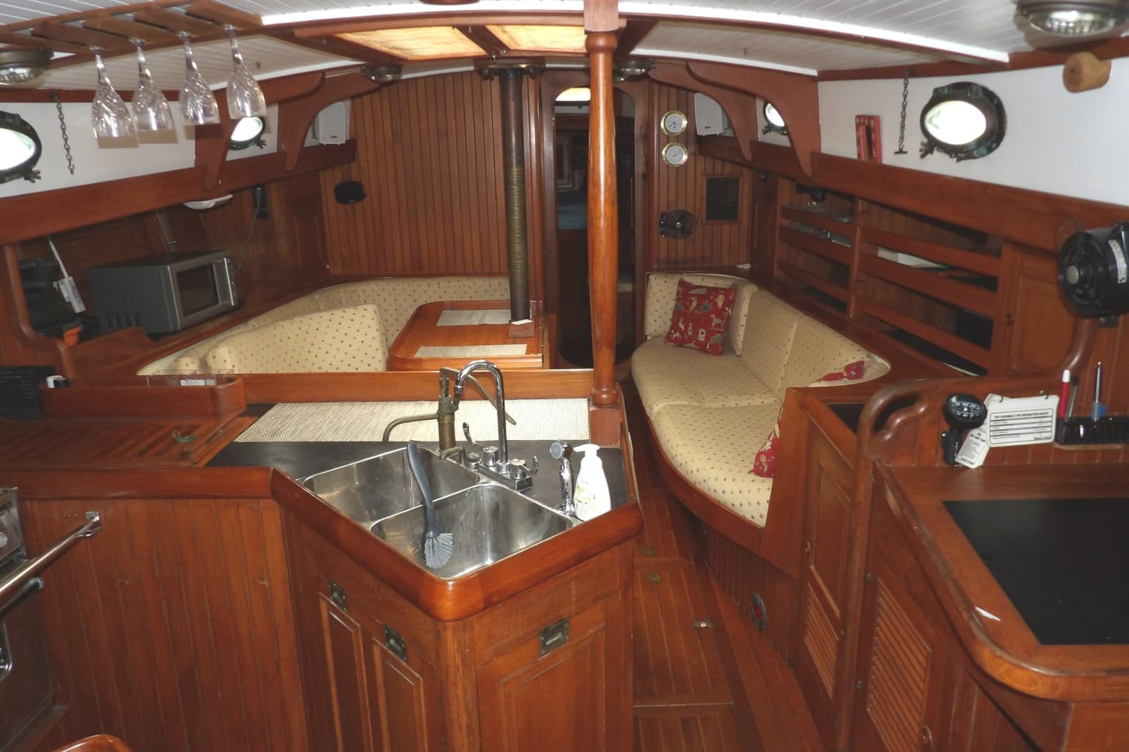 1986 Hans Christian 43 T