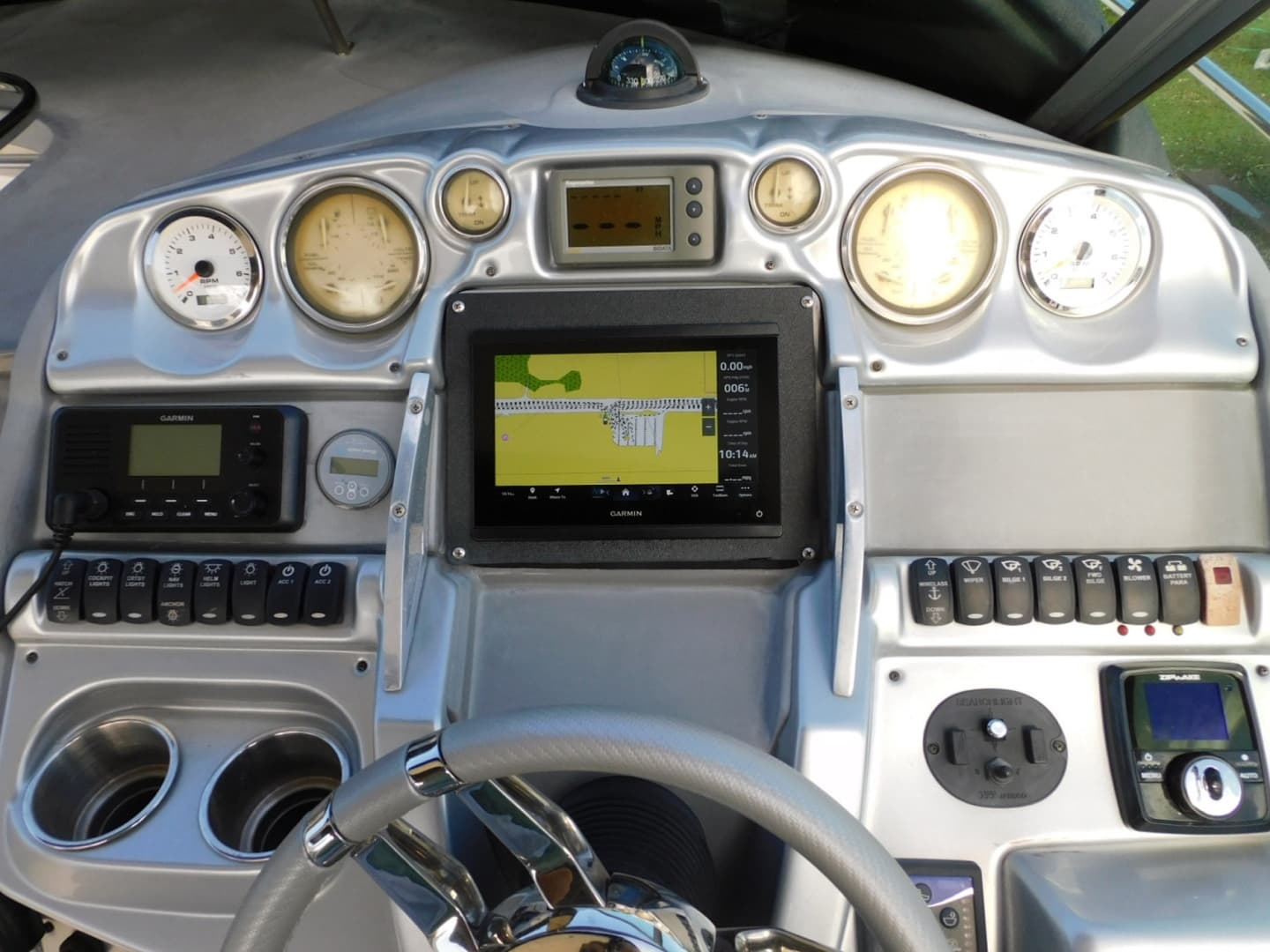 2007 Monterey 330 Sport Yacht