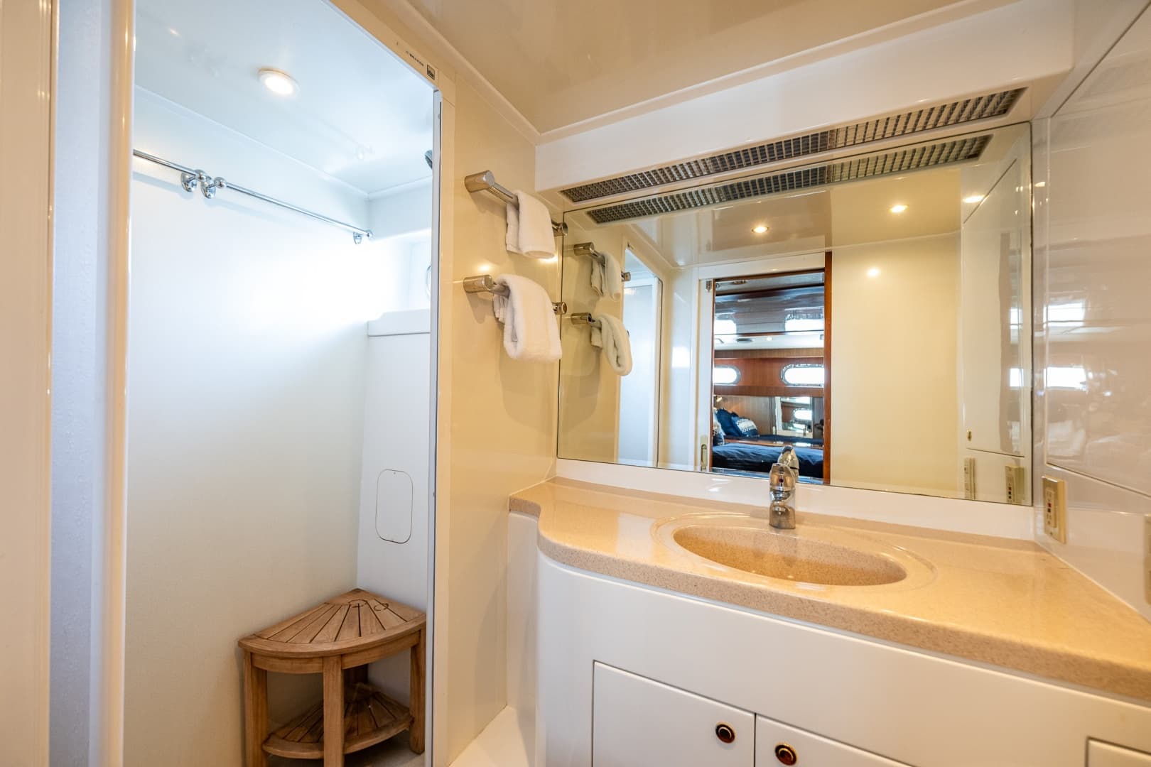 2003 Jefferson 53 Pilothouse