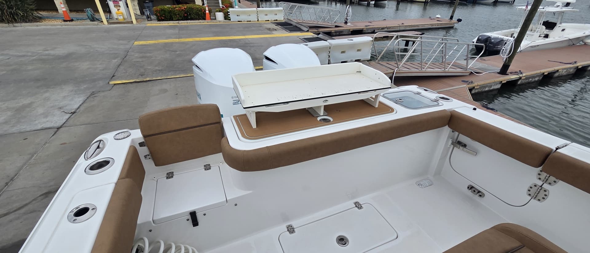 2021 Sea Hunt 27 Gamefish CB