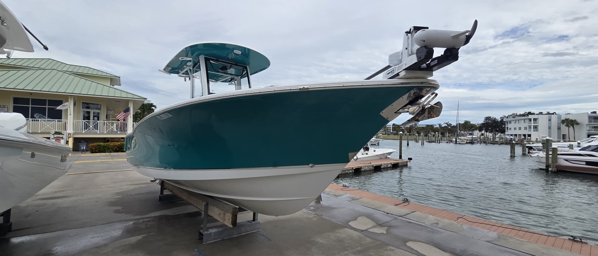 2021 Sea Hunt 27 Gamefish CB