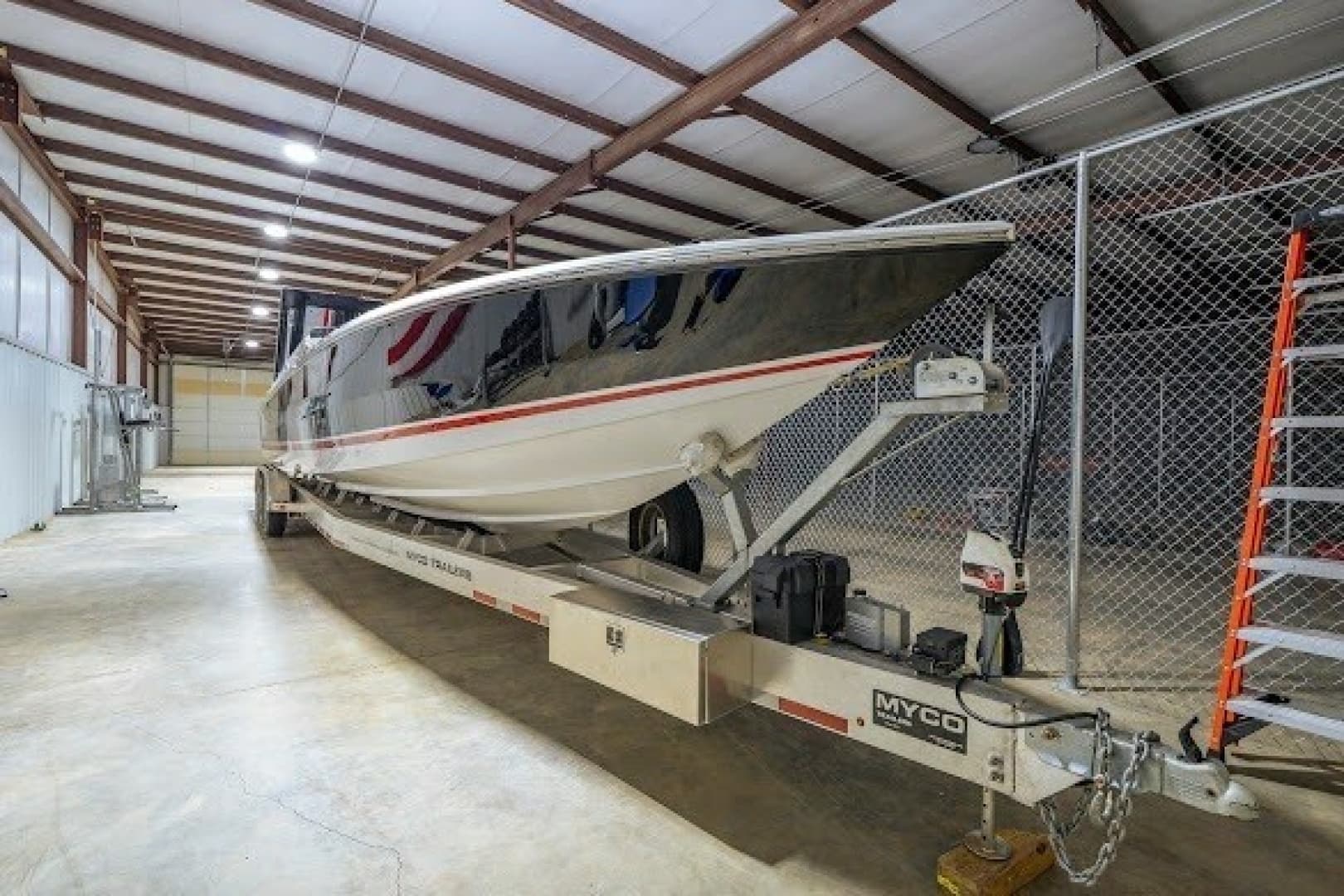 2018 Cigarette 42X