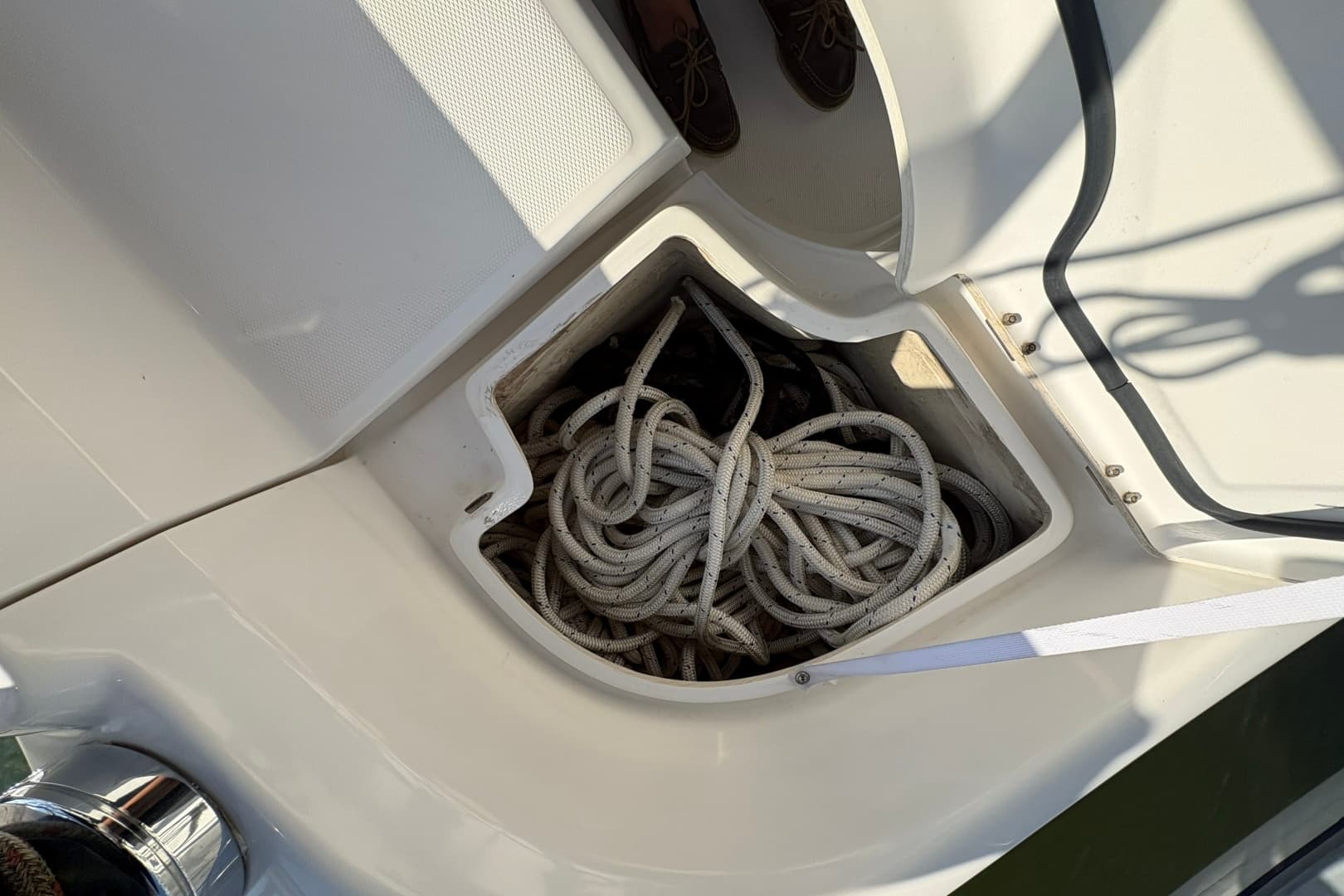 2007 Hunter 41 Deck Salon