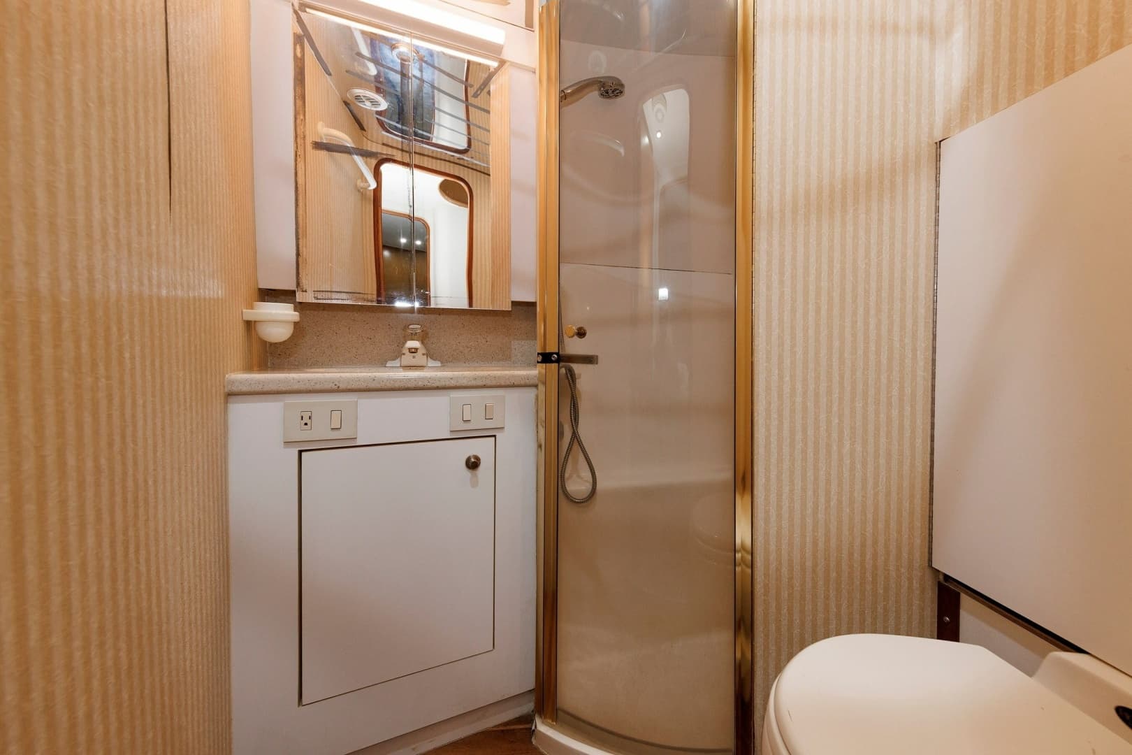 2003 Ocean Yachts 43 Super Sport