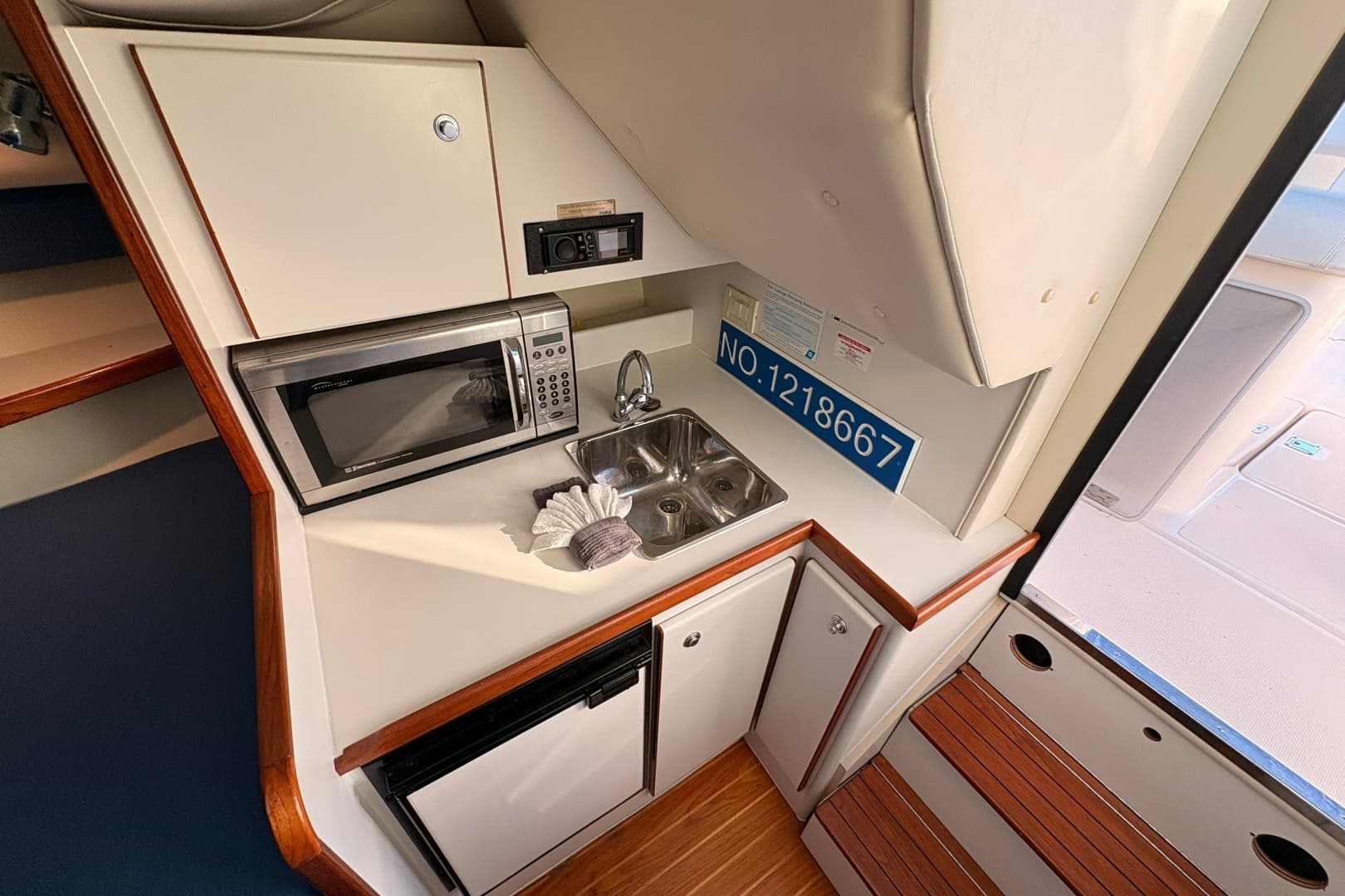 2003 Tiara Yachts 2900 Coronet