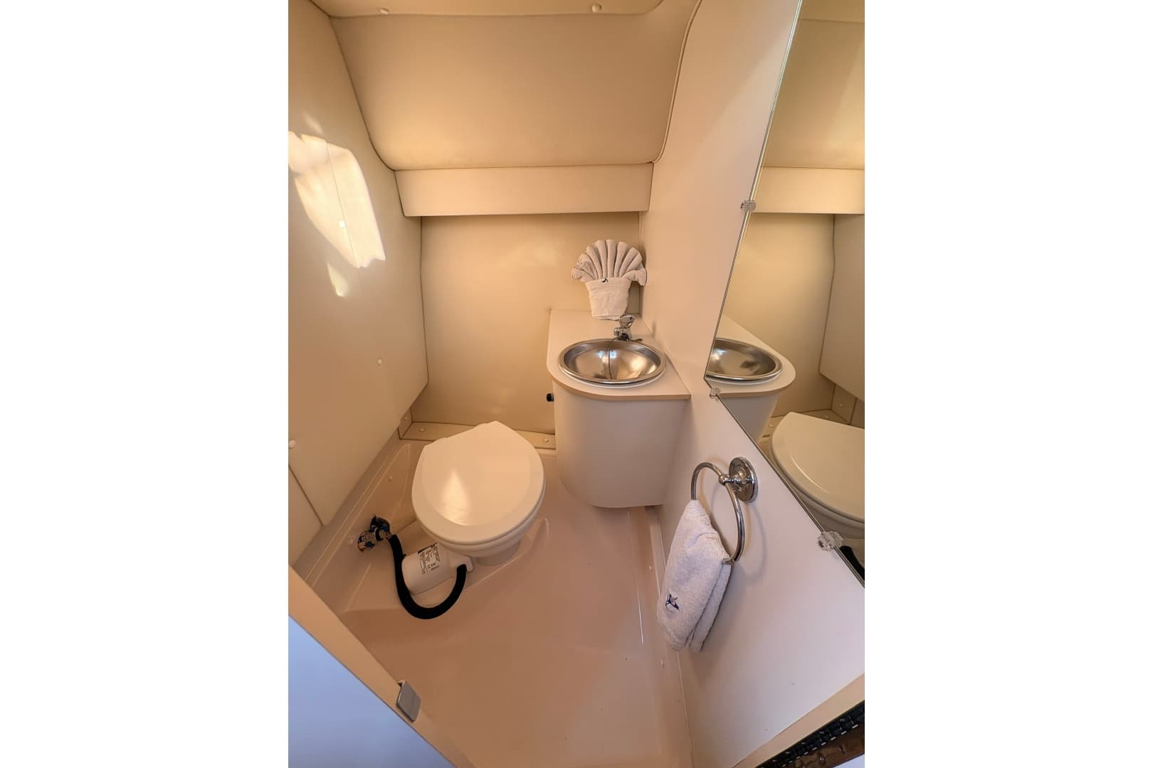 2003 Tiara Yachts 2900 Coronet