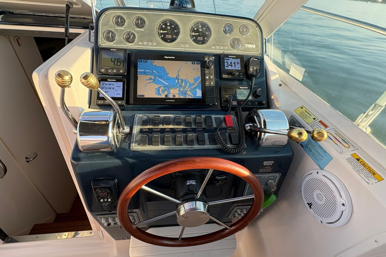 2003 Tiara Yachts 2900 Coronet