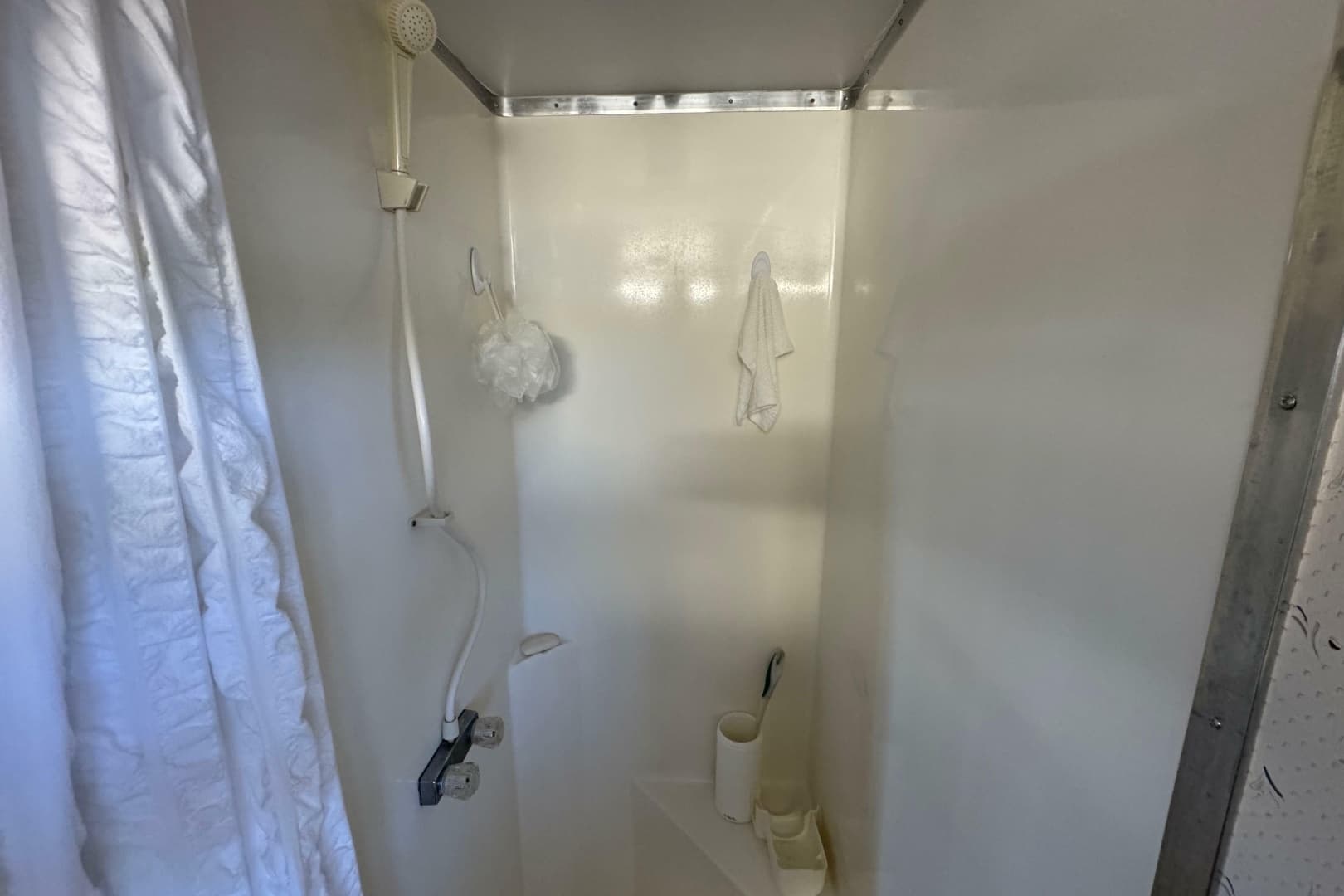1993 Gibson 44 CABIN YACHT