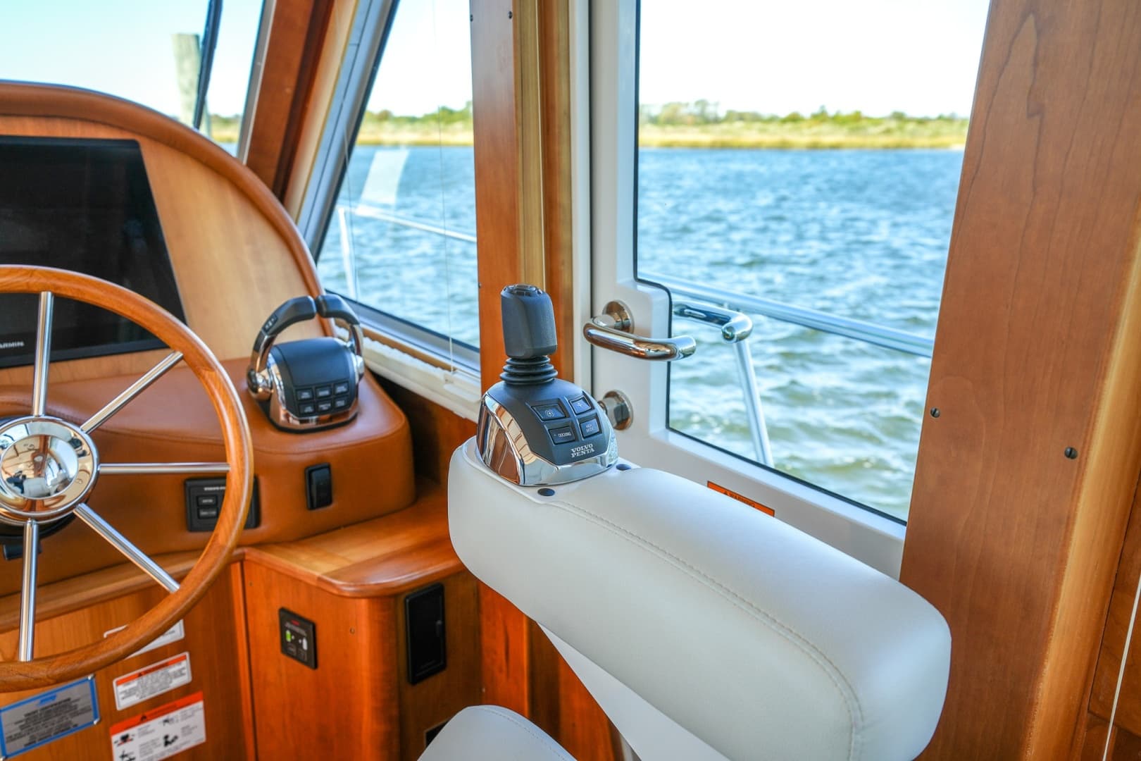 2022 Sabre 48 Salon Express