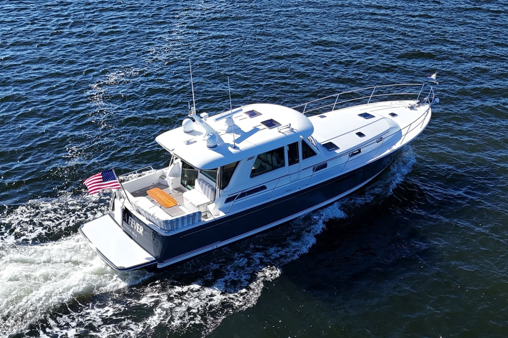 2022 Sabre 48 Salon Express