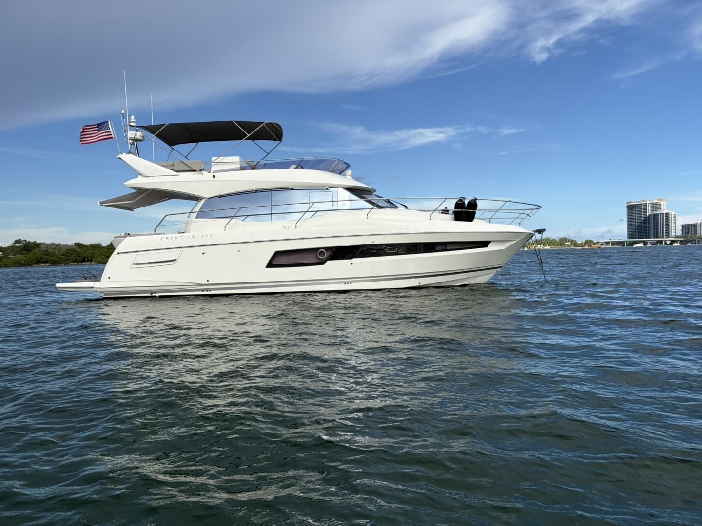 2022 Prestige 460
