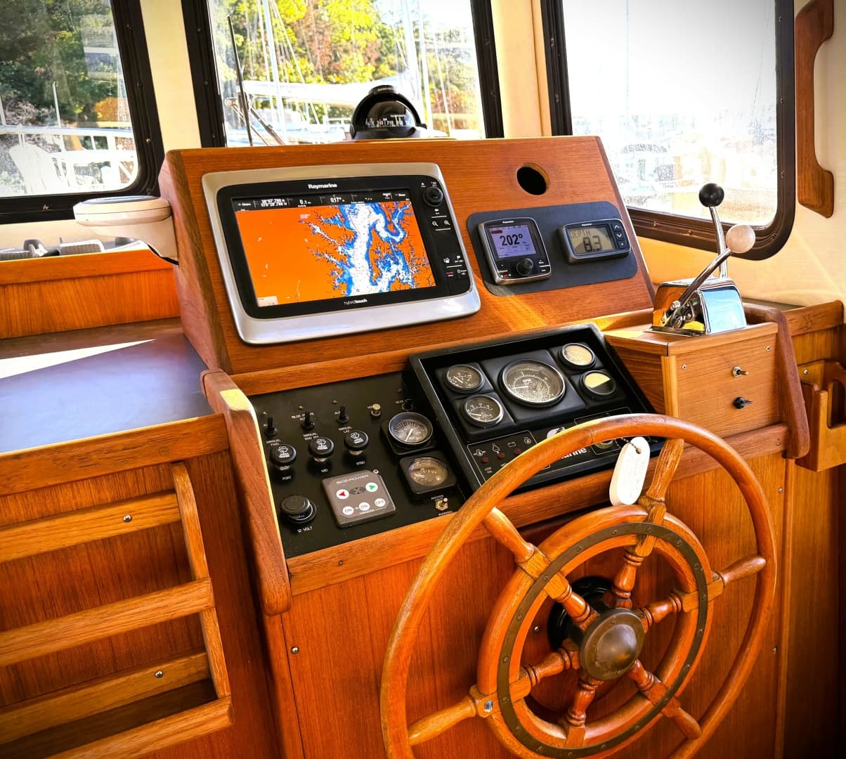 2004 Nordic Tugs 32