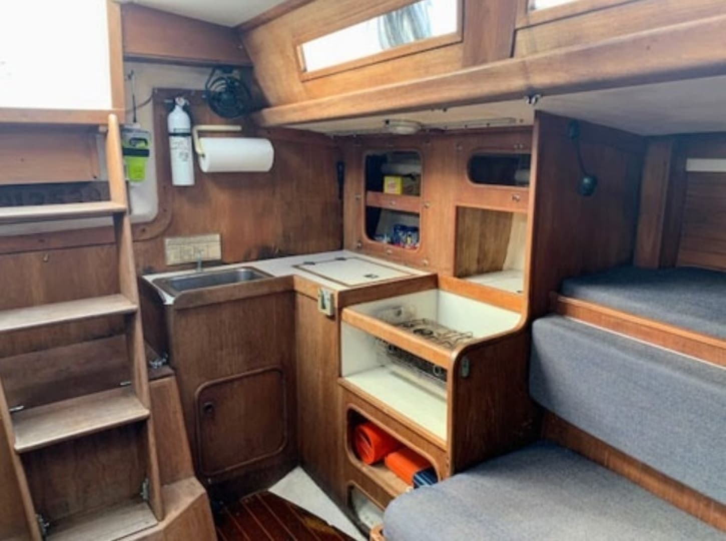 1986 Tripp 37