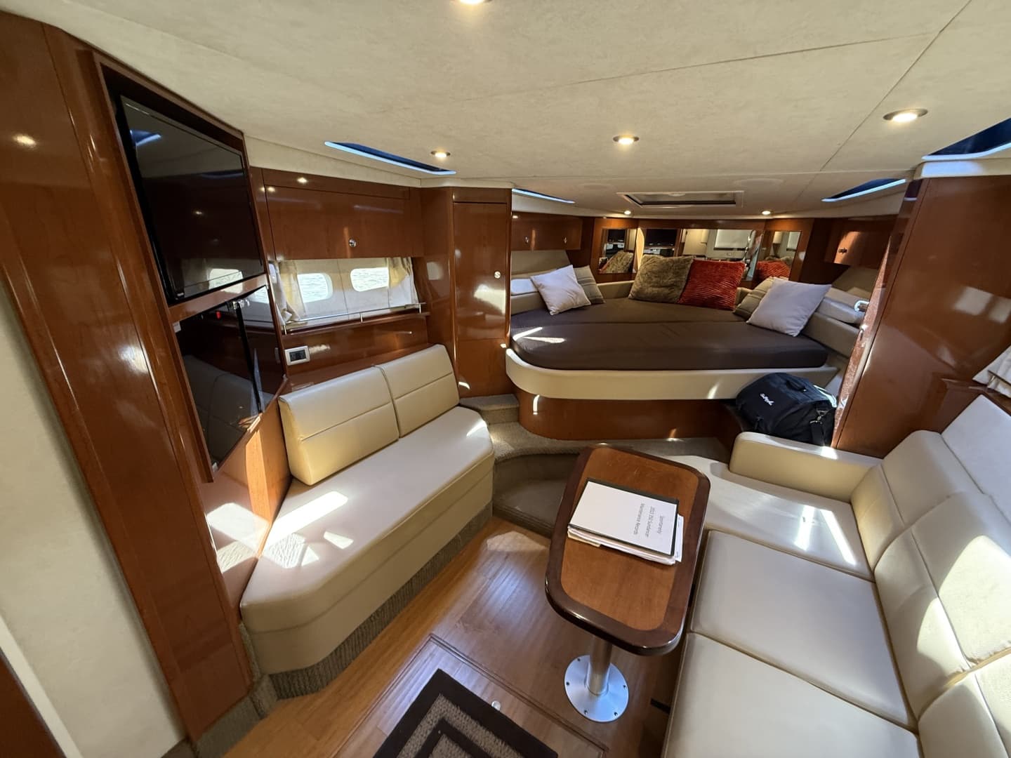 2013 Sea Ray Sundancer 350