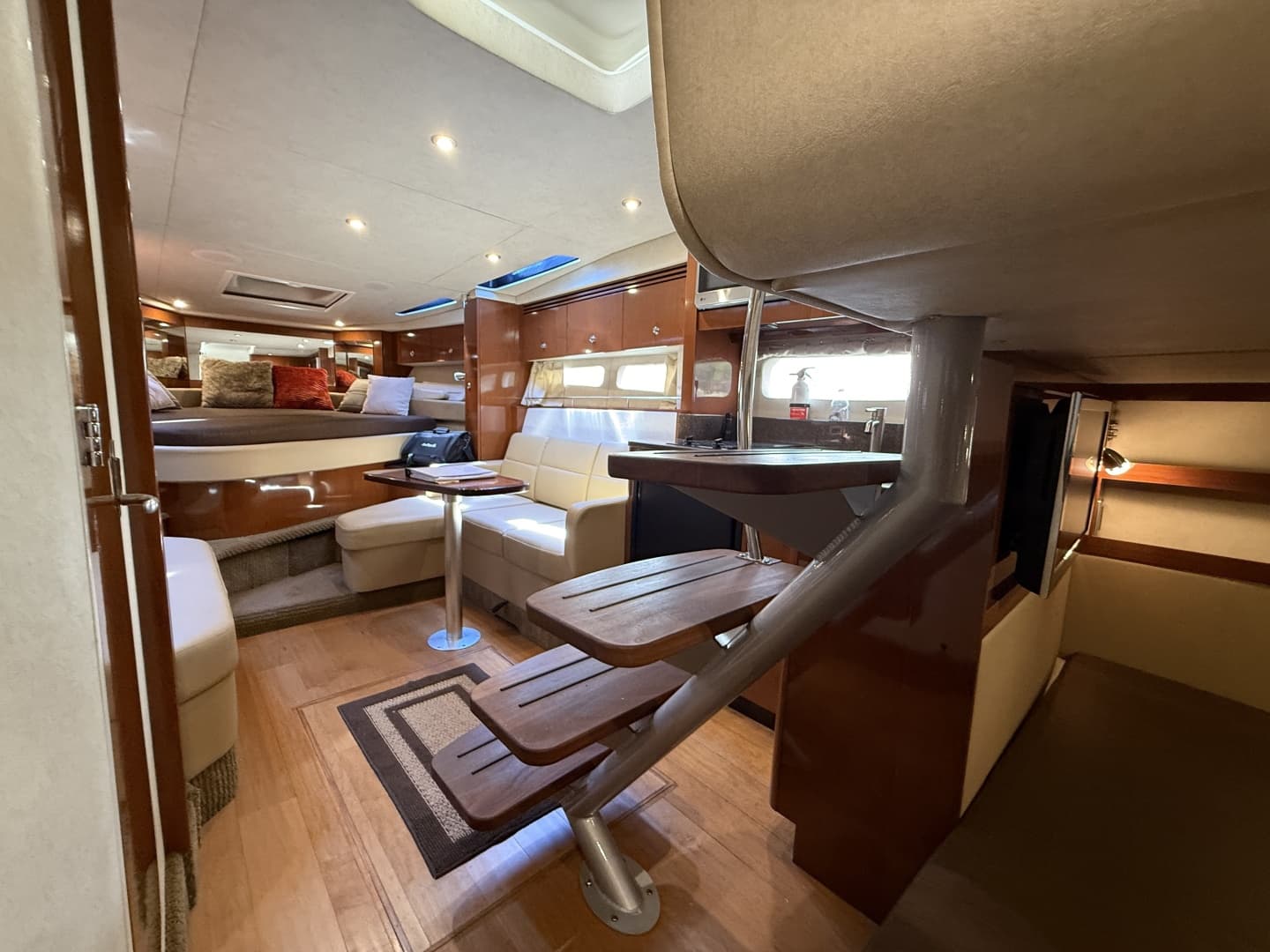 2013 Sea Ray Sundancer 350
