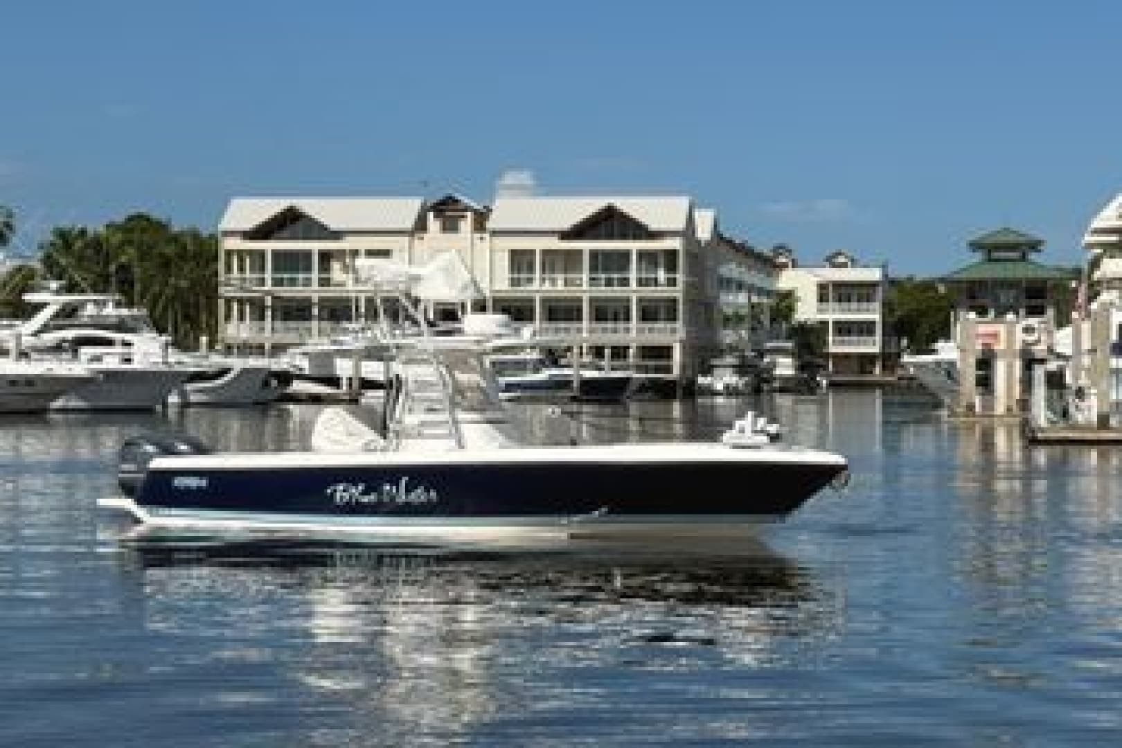 2014 Intrepid 327