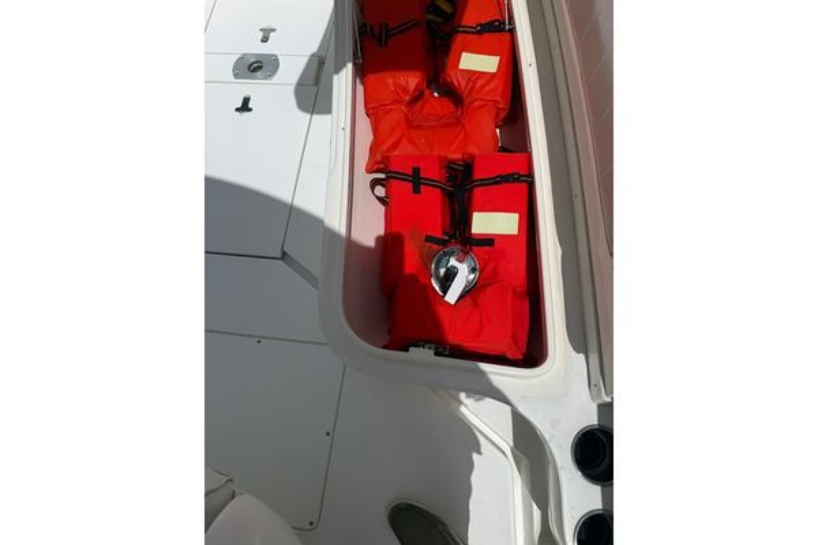 2014 Intrepid 327