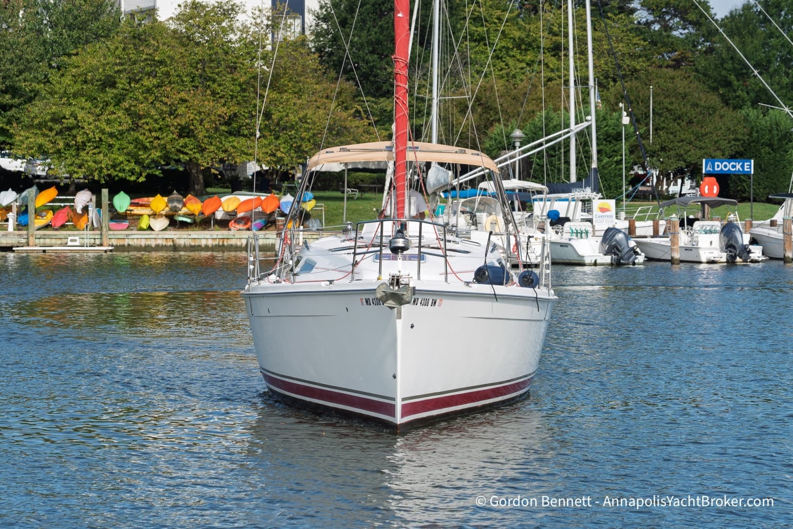 2005 Hunter 38