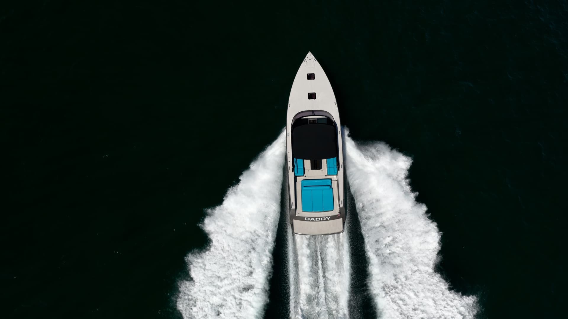 2015 VanDutch 55