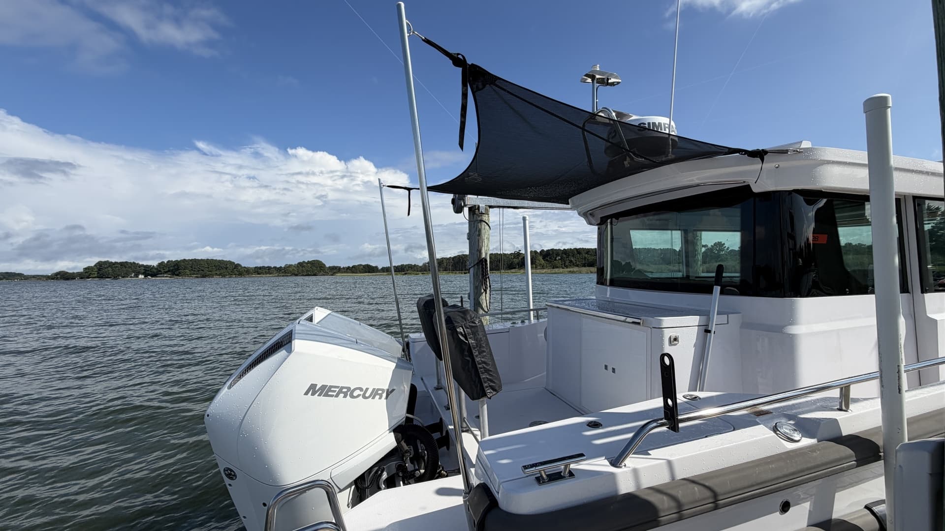 2023 Axopar 28 Cabin w/Wet Bar