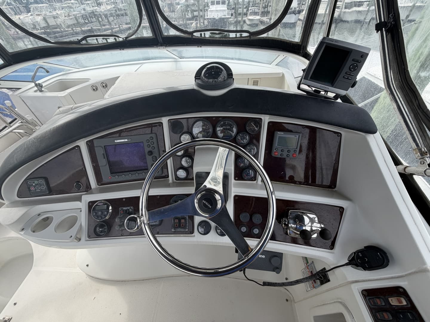 2005 Carver 38 Super Sport