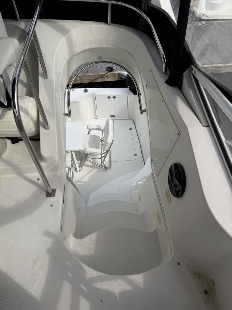 2005 Carver 38 Super Sport
