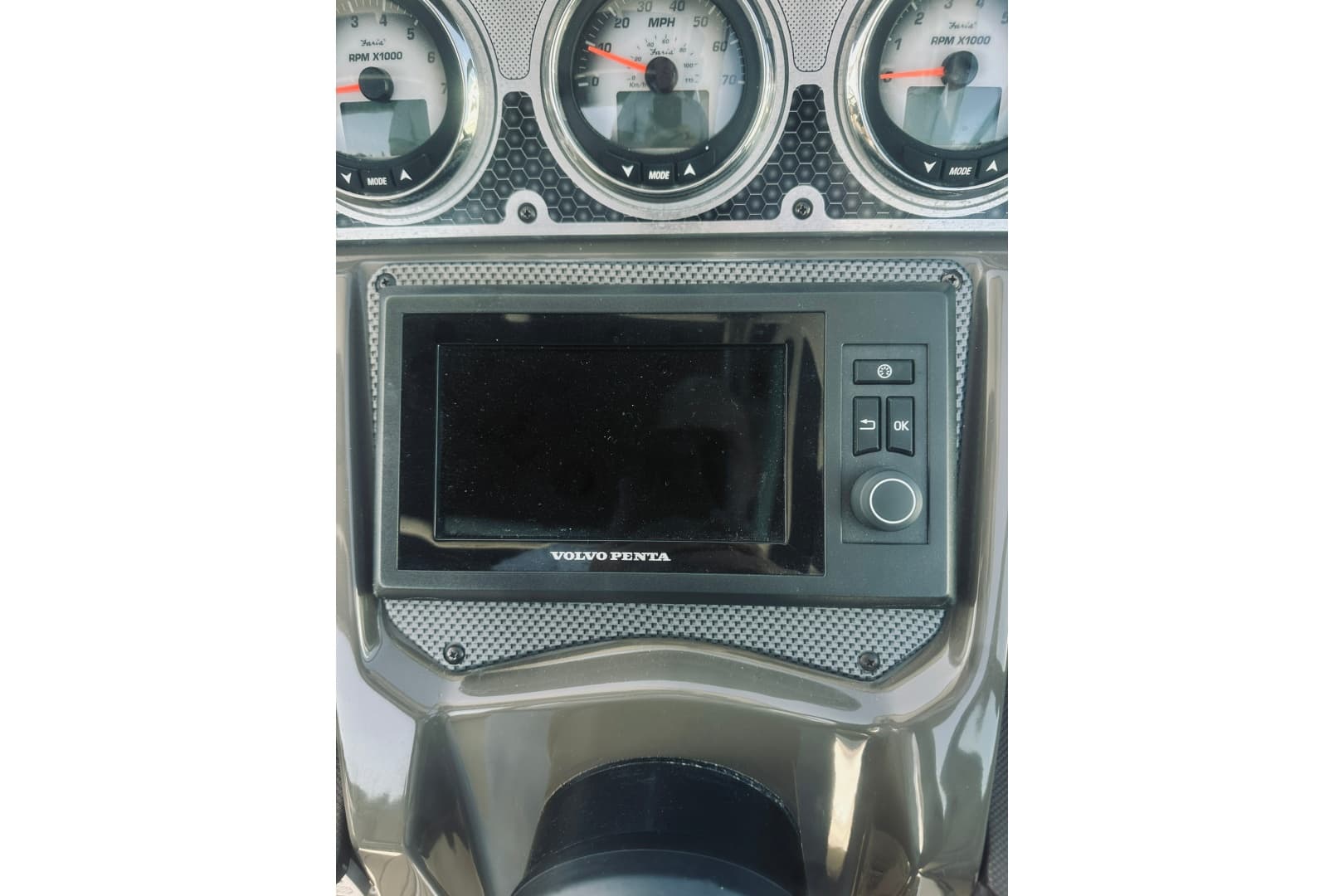 2015 Cruisers Sport Series 328 Bow Rider